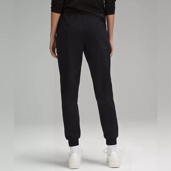 Lululemon Keep Moving Stretch High-Rise Jogger athletic Pants in Black Size 2 - Picture 2 of 11